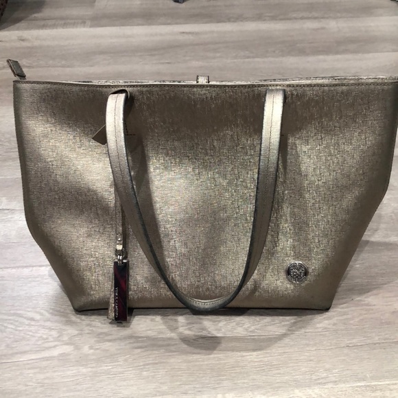Vince Camuto Handbags - 🔥 Vince Camuto handbag 🔥
